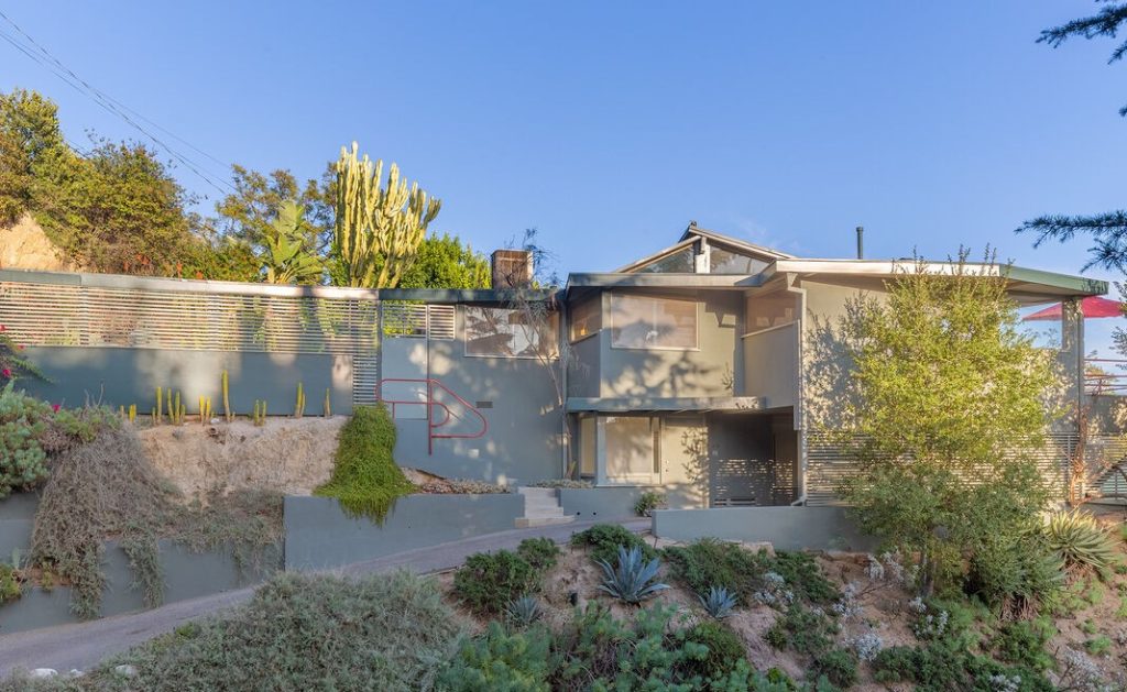 LOS FELIZ ARCHITECTURAL - THE SKOLNIK HOUSE BY R.M. SCHINDLER 