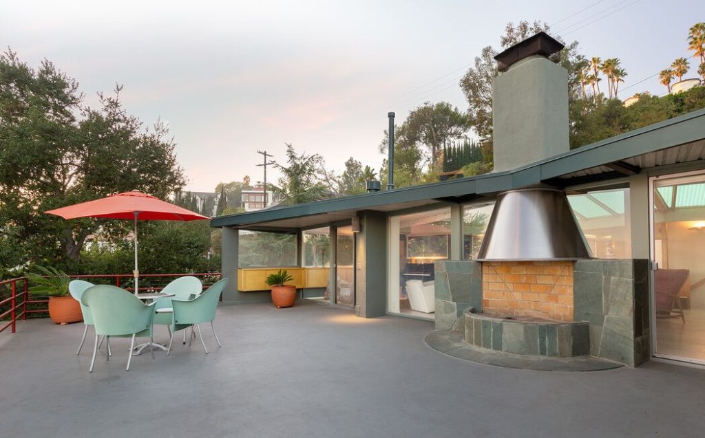 LOS FELIZ ARCHITECTURAL - THE SKOLNIK HOUSE BY R.M. SCHINDLER, Modern Home-Los Feliz, Mid Century Modern-Los Feliz, Modern Real Estate-Los Feliz, Modern Architecture-Los Feliz, Modern Architectural-Los Feliz, Modern House-Los Feliz,