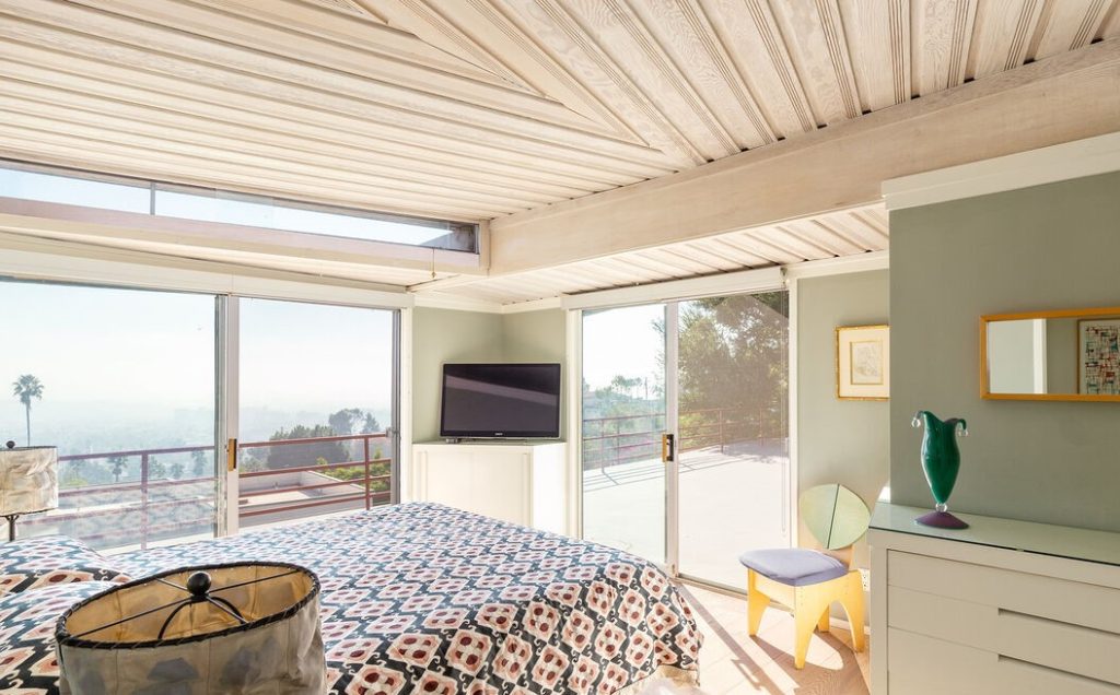 LOS FELIZ ARCHITECTURAL - THE SKOLNIK HOUSE BY R.M. SCHINDLER, Modern Home-Los Feliz, Mid Century Modern-Los Feliz, Modern Real Estate-Los Feliz, Modern Architecture-Los Feliz, Modern Architectural-Los Feliz, Modern House-Los Feliz,