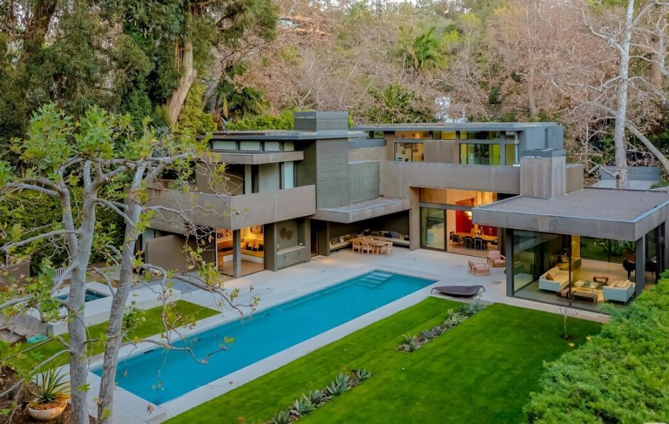 Architectural Masterpiece By Chu + Gooding Architects In Santa Monica 