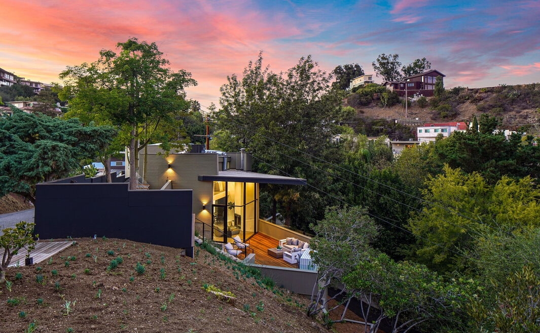 Hollywood Hills Lautner-Designed the George Deutsch Residence