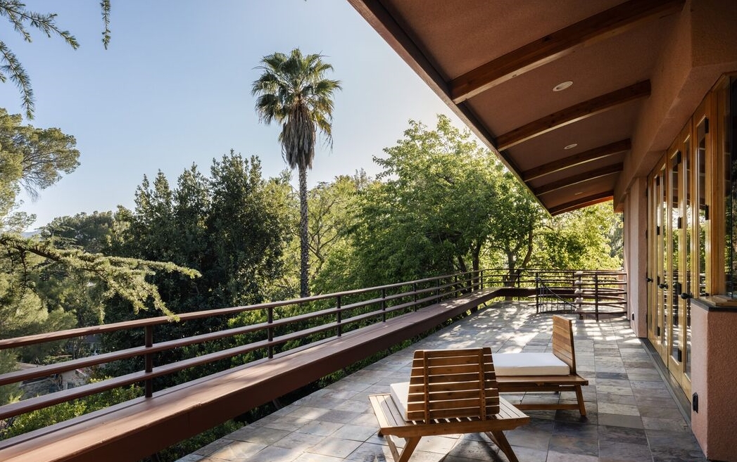 La Crescenta Eric Lloyd Wright the Wystrach-Adams Residence deck offers amazing views.