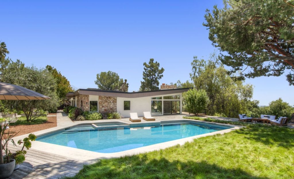 Fabulous geometric shaped pool in this Altadena Architectural Exceptional Post and Beam Modern Home. 