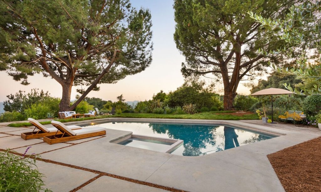 Fabulous geometric shaped pool in this Altadena Architectural Exceptional Post and Beam Modern Home. 