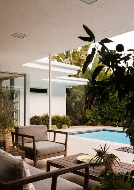 Sparkling pool yard in this Hollywood Hills the Bird Streets Mid Century home