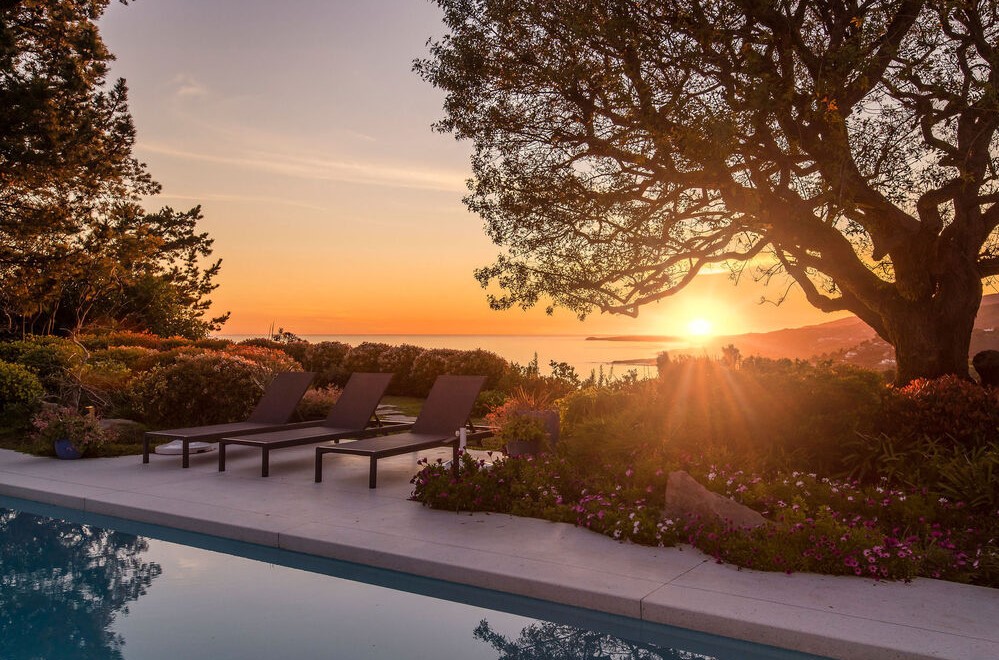 Sparkling pool yard with Malibu Ocean Views by Robert Skinner, AIA