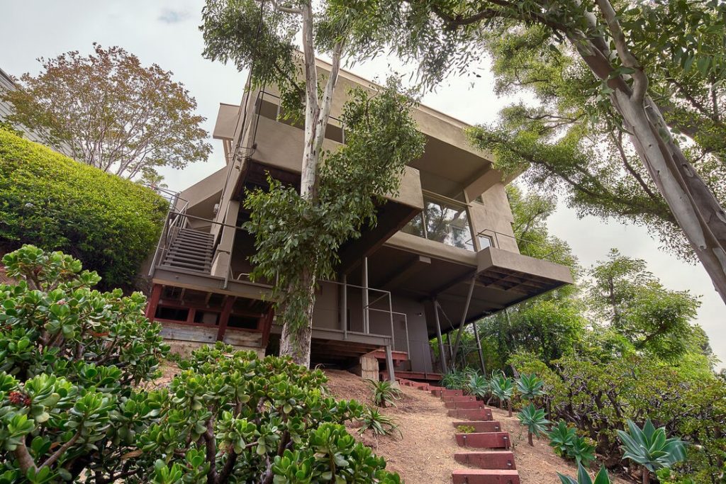 Hollywood Hills W.E. Tucker House, R.M. Schindler, Architect
