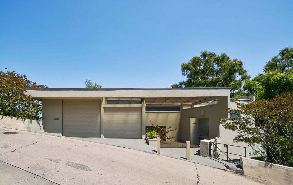 Hollywood Hills W.E. Tucker House, R.M. Schindler, Architect