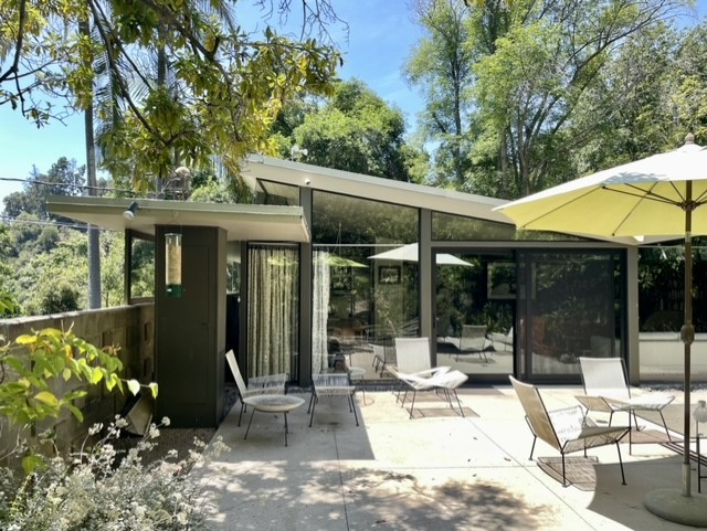 Brentwood Modernist Utopia: Crestwood Hills