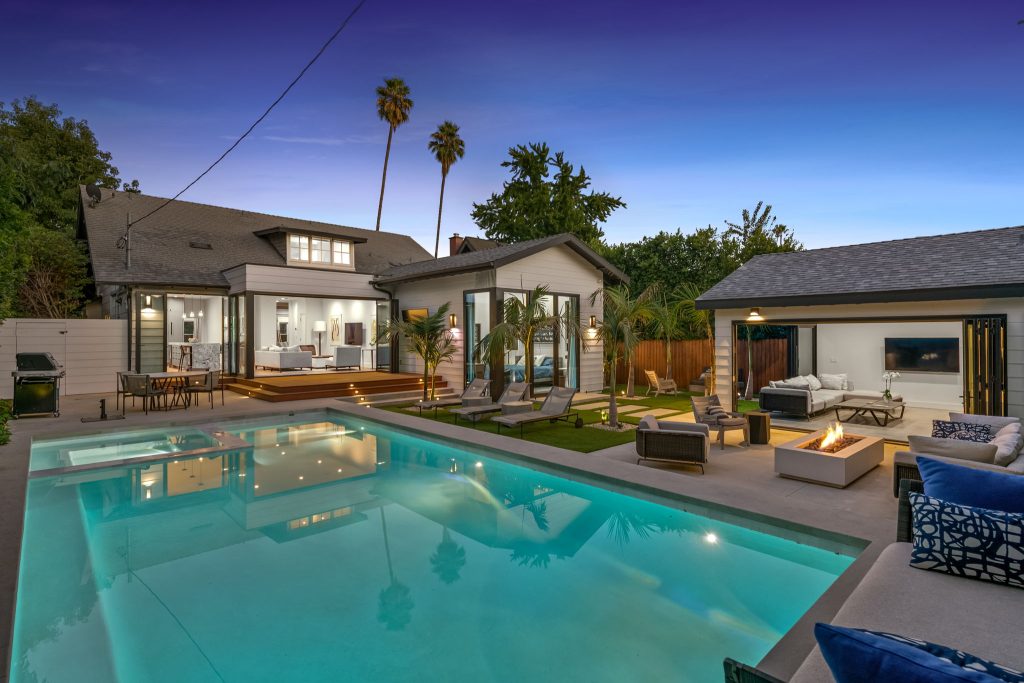 Los Feliz Oaks Exceptional Smart Home