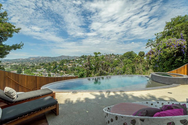 Silver Lake Architectural Home by Fritz Haeg