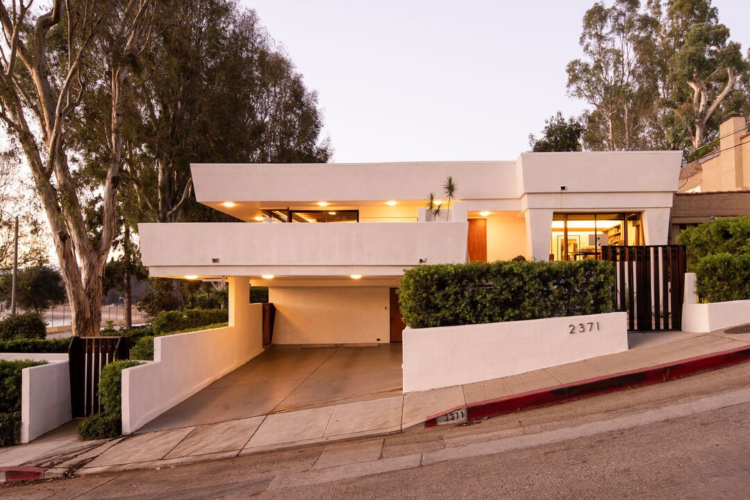 Silver Lake Eric Lloyd Wright the Ross House