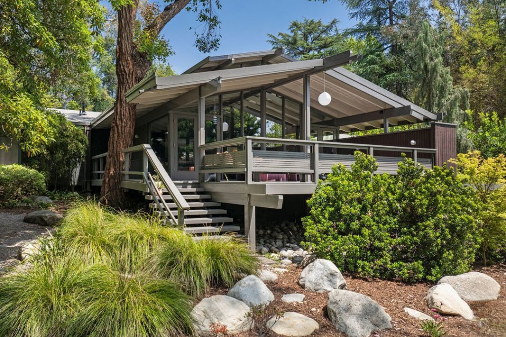 San Marino Thompson Moseley House by Buff, Straub & Hensman