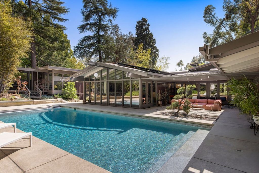 San Marino Thompson Moseley House by Buff, Straub & Hensman