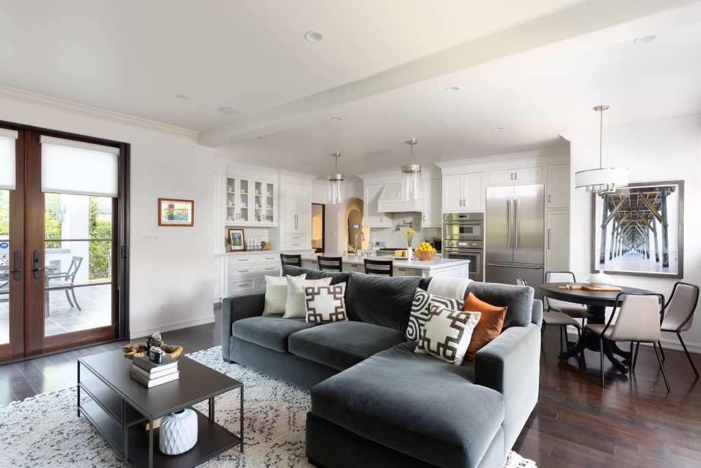 Spanish Colonial Revival home located in prime Miracle Mile HPOZ 
