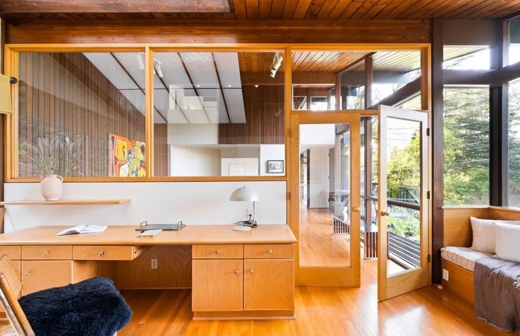 Pasadena John L. Pugsley Exceptional Post & Beam