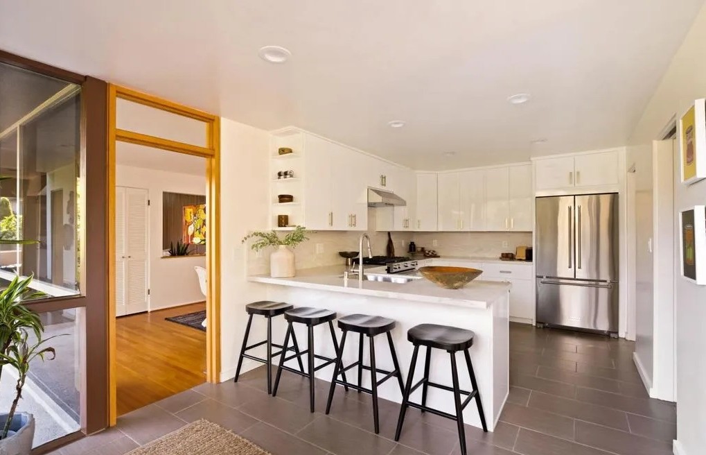 Pasadena John L. Pugsley Exceptional Post & Beam