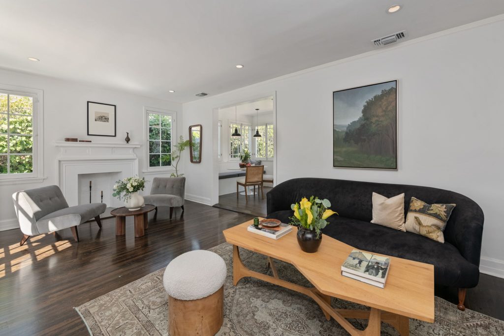 Windsor Square Storybook English Cottage