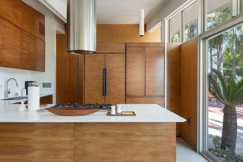 Pasadena Sun Villa by A. Quincy Jones, FAIA