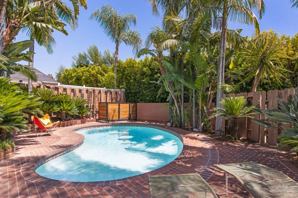 Pasadena Sun Villa by A. Quincy Jones, FAIA