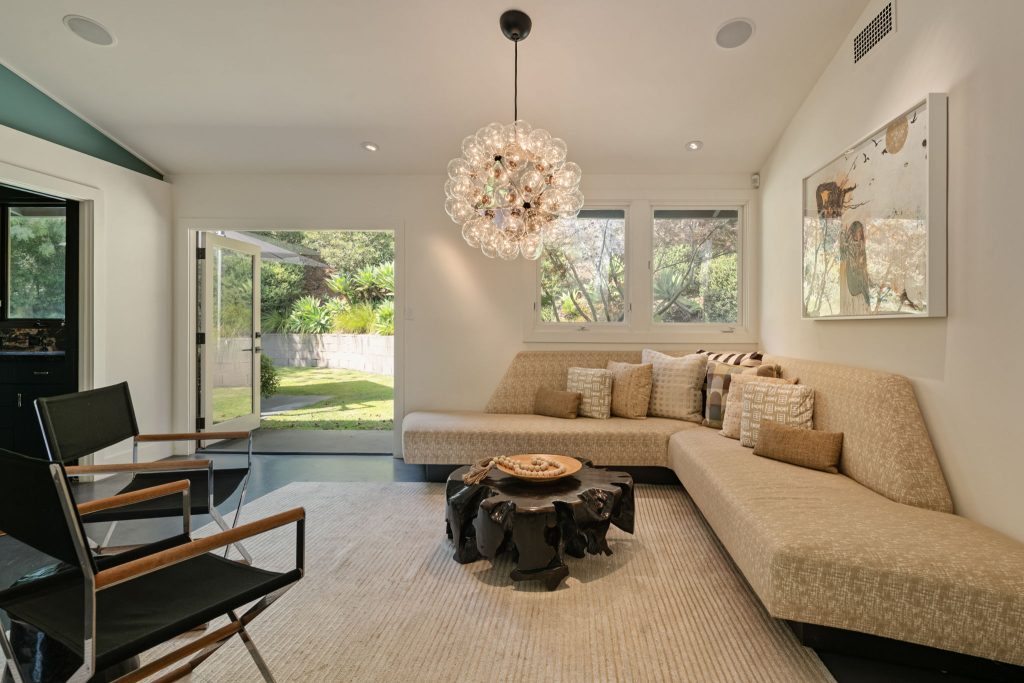 Hollywood Hills Mid-Century Turned Elegant Modern