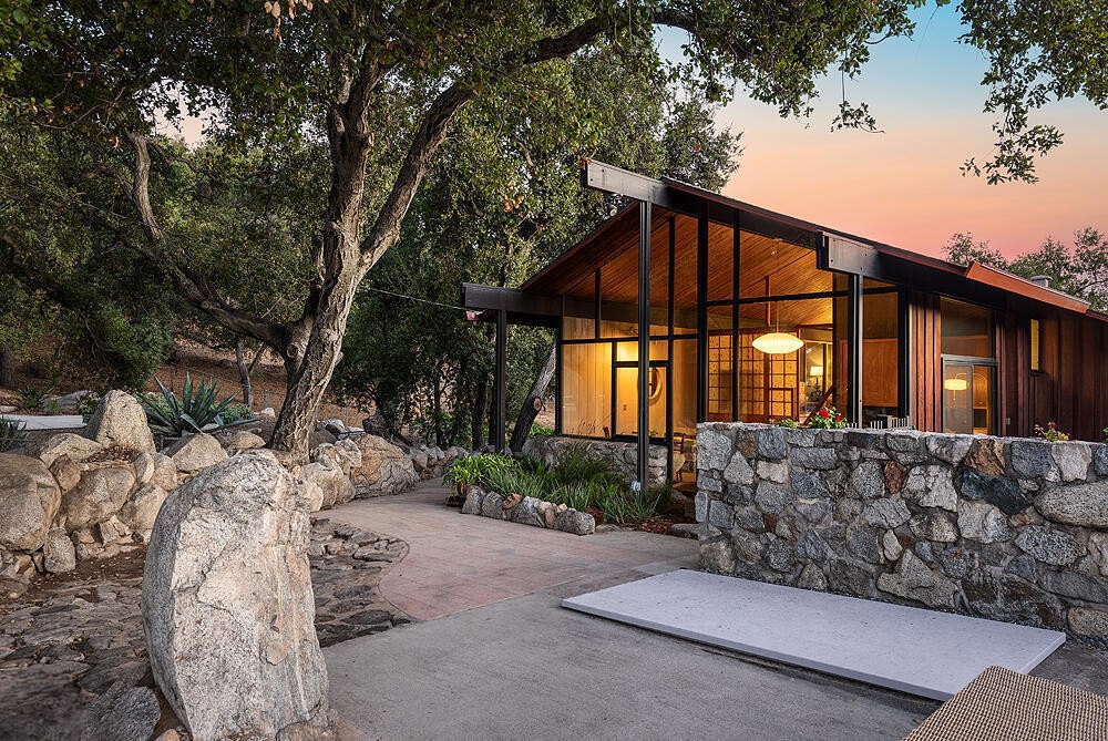 Altadena Architectural Landmark Boulder Crest