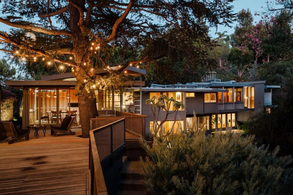 Studio City Rudolph M. Schindler’s The Lechner House