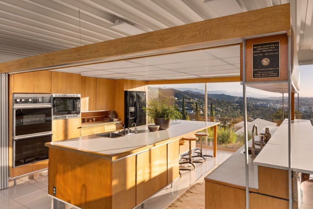 Hollywood Hills The Stahl House, aka Case Study House 22, Pierre Koenig