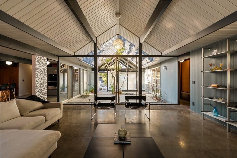 Granada Hills Joseph Eichlar, A. Quincy Jones Mid-Century California Modernism