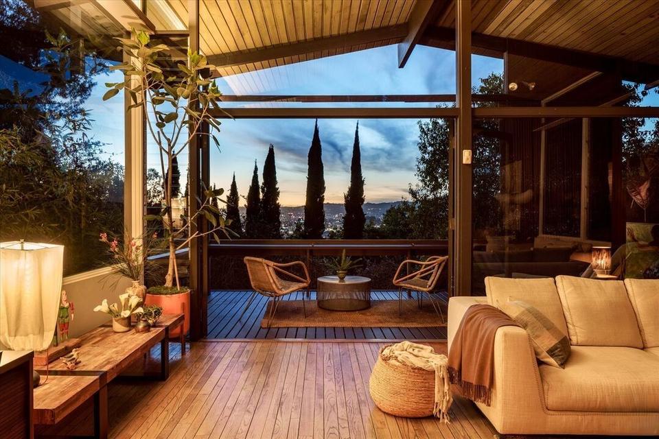 Silver Lake Eugene Weston III the Fischer Residence