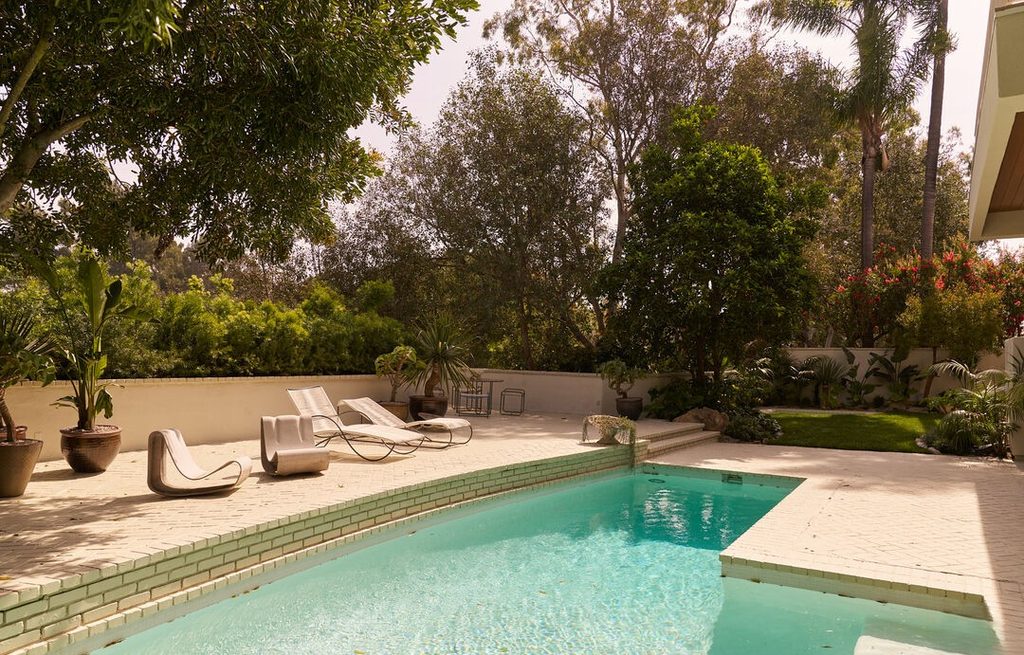 Hollywood Hills Nichols Canyon Whitney R. Smith Mid Century