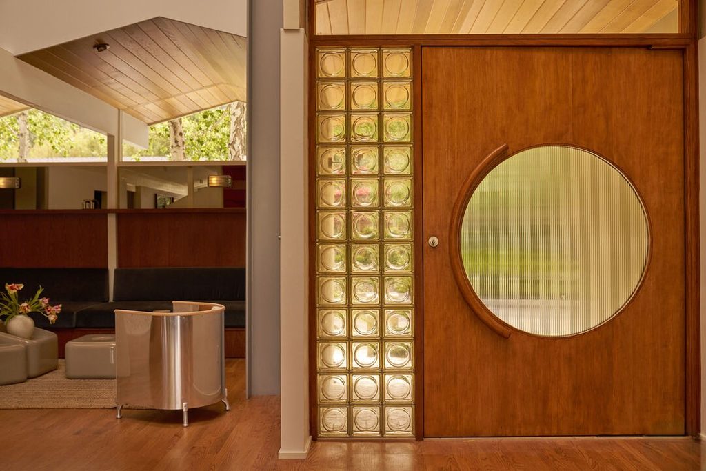 Hollywood Hills Nichols Canyon Whitney R. Smith Mid Century