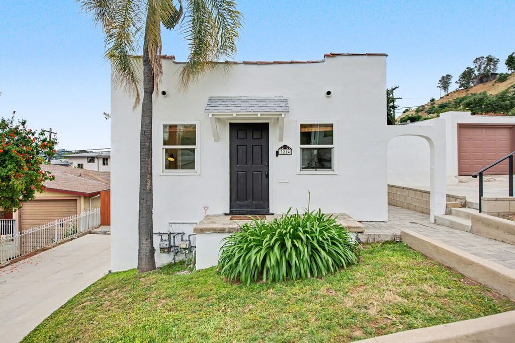 Glassell Park Charming Spanish Bungalow + ADU