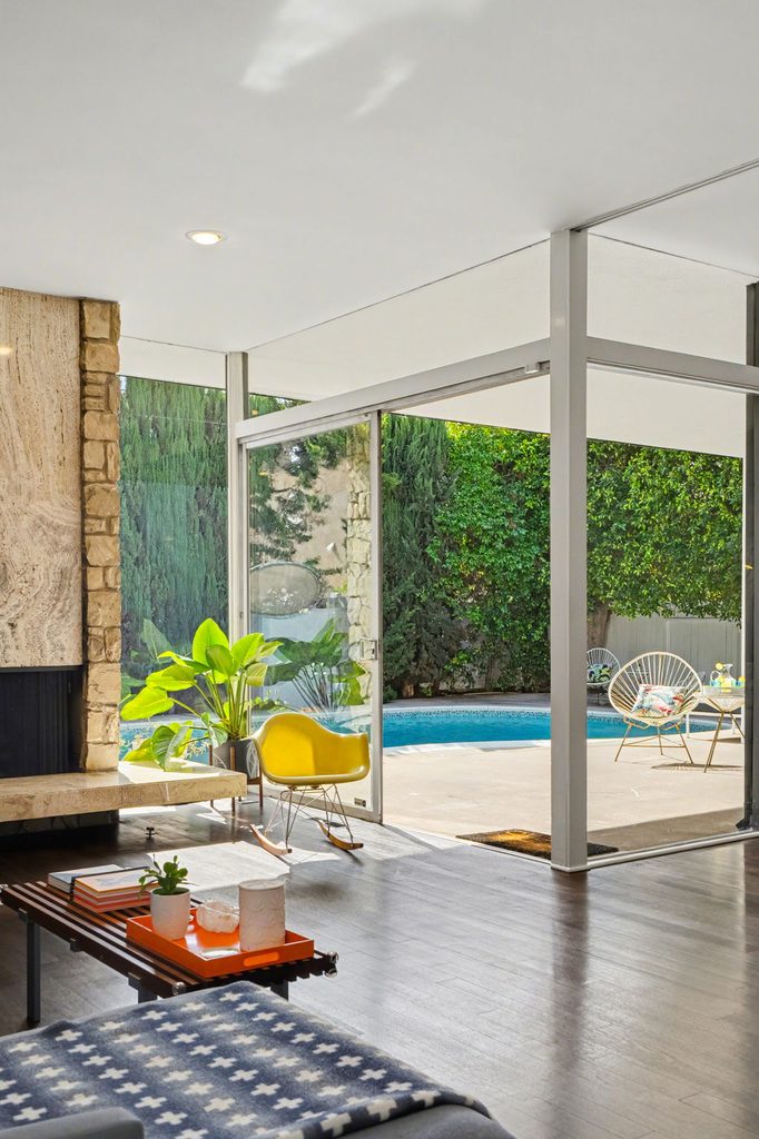 Valley Glen The Wishnow Residence by Benton and Park, AIA