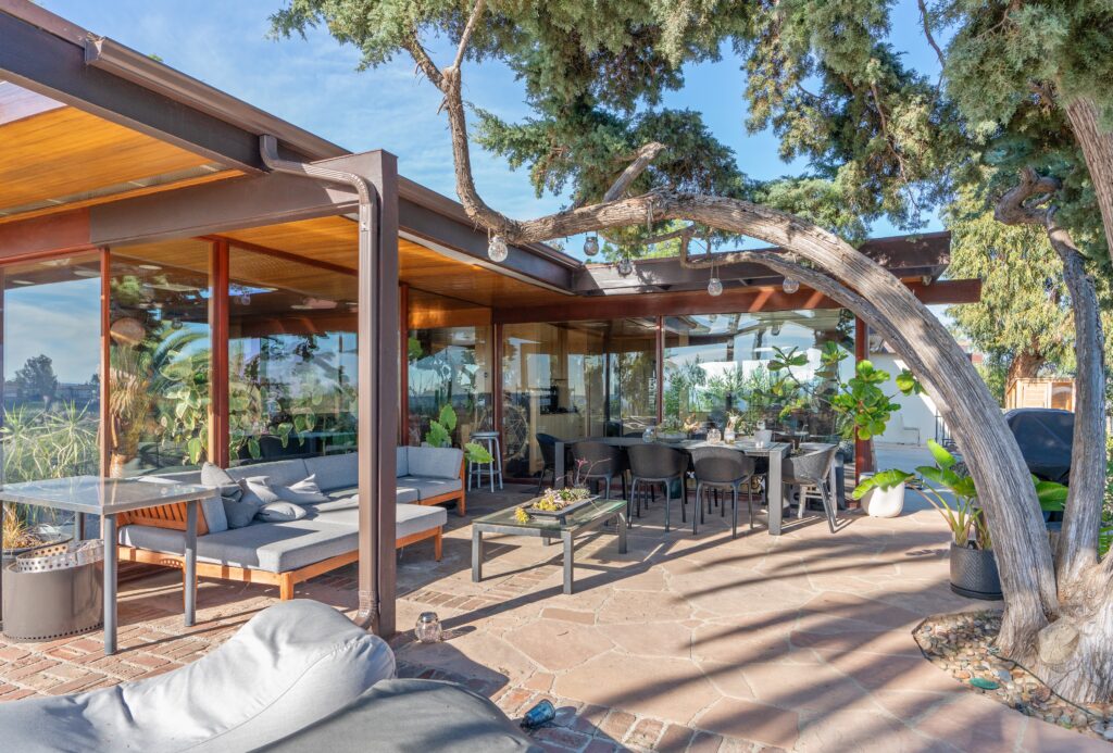 Granada Hills Richard Neutra the Logar House