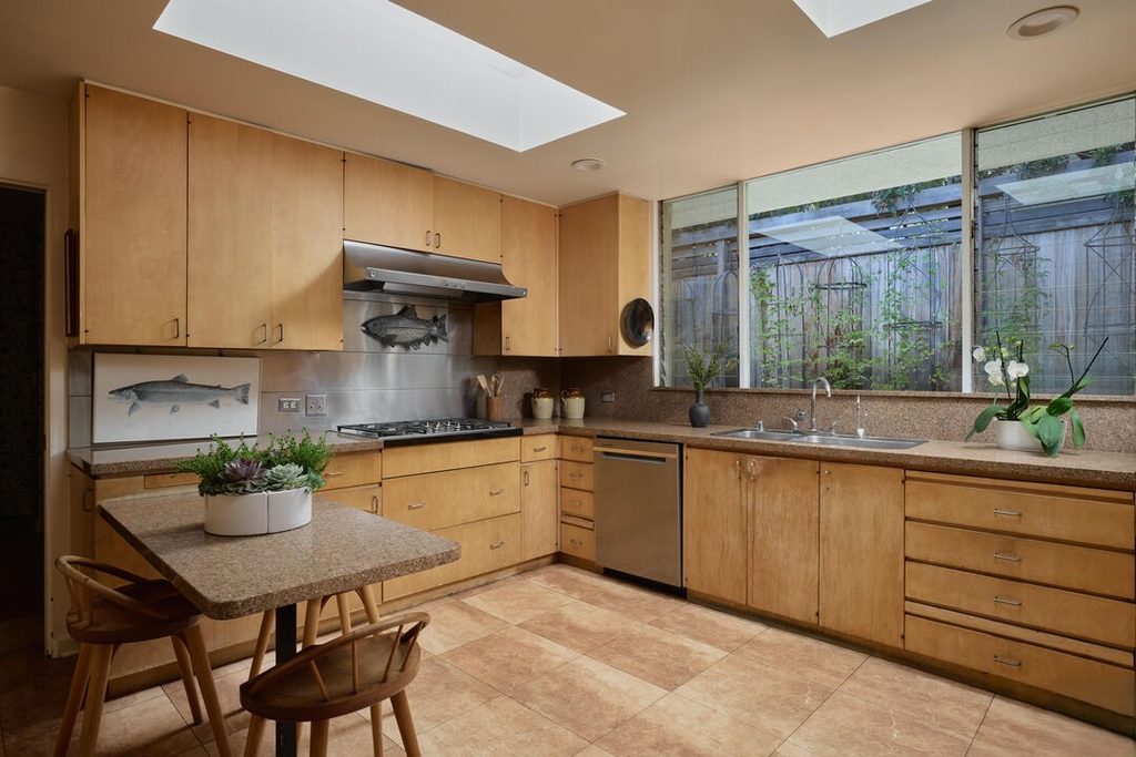 Brentwood Benton and Park the Borun House