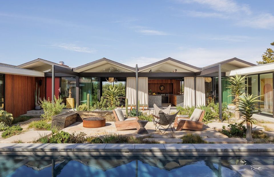 Rancho Palos Verdes Pierre Koenig Mid-Century Masterpiece