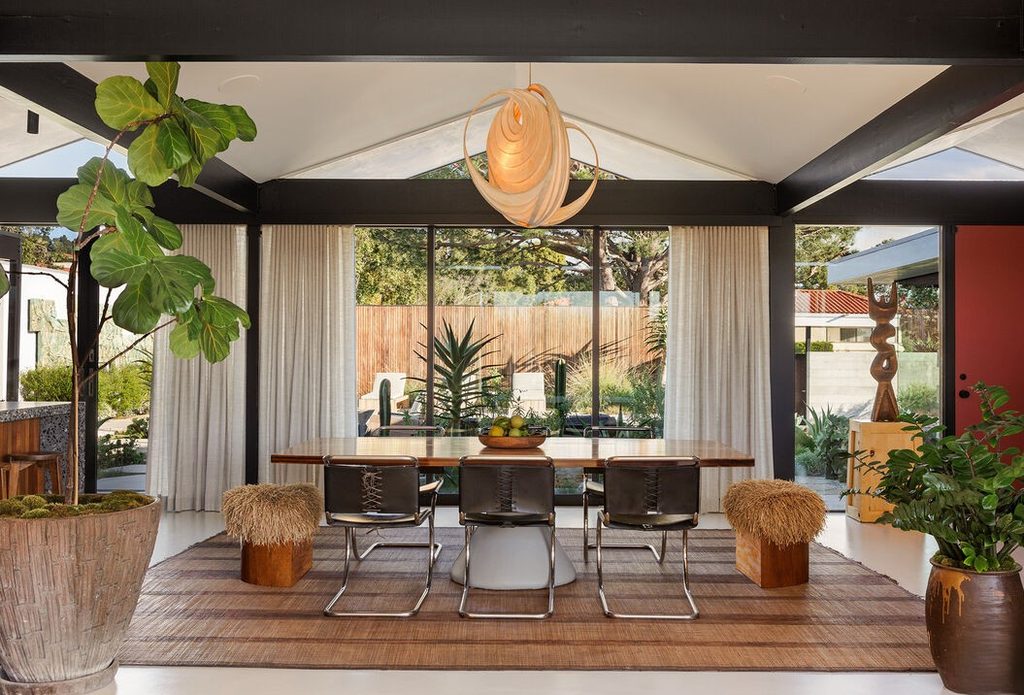 Rancho Palos Verdes Pierre Koenig Mid-Century Masterpiece
