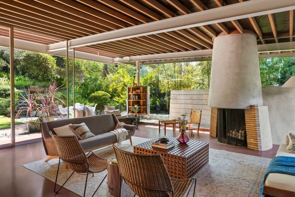Pasadena the Dahlstrom House by John Lautner