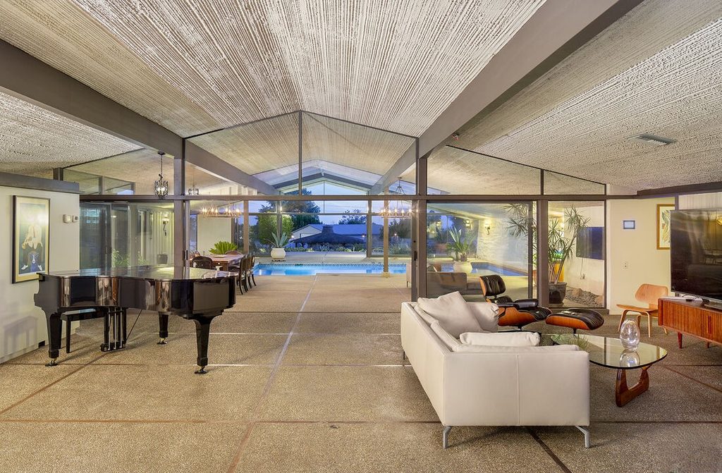 Camarillo The Robert and Alice Power Residence by Cliff May